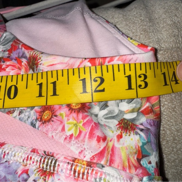 Lululemon Run: Stuff Your Bra II Flowabunga Mini Multi / Bleached Coral Size 6 - Picture 6 of 7
